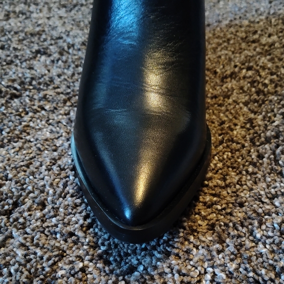 Marc Fisher LTD Deni Boots - Picture 11 of 15